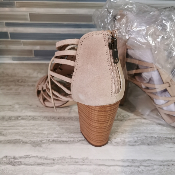 Shoedazzle Shoe - Picture 2 of 2